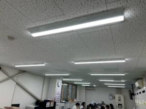 社屋の全照明をLED化しました<新潟工場>